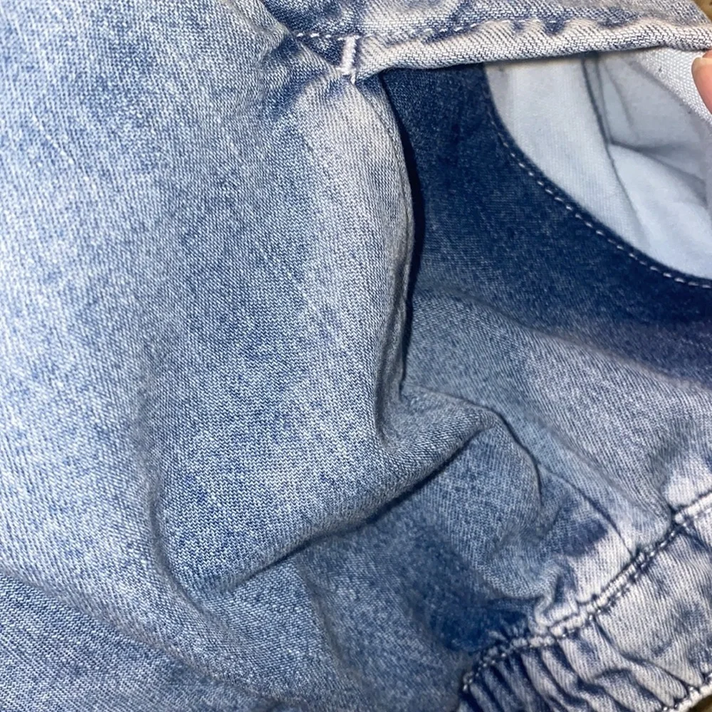 H&M Ruffle Overalls - Picture 11 of 13